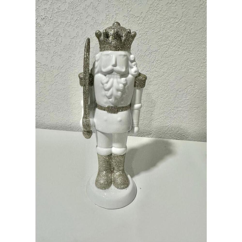 Unbranded Ceramic Nutcracker White And Gold Glitter Sparkly 10.5in Tall Light
